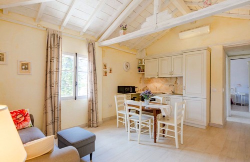 Saint-Jean Apartment | Cosy apartment for 4 people with WIFI, A/C, TV and terrace
