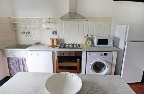 Celle Ligure Apartment | Cosy apartment for 5 guests with WIFI, TV and terrace