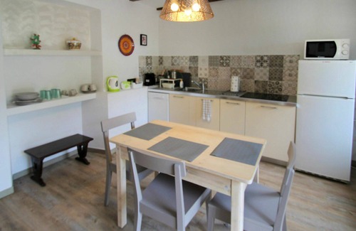 Germignaga Apartment | Cosy apartment for 3 people with WIFI, TV and patio