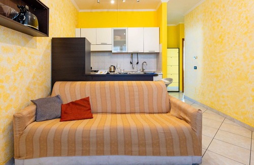 Riva Ligure Apartment | Cosy apartment for 4 people with WIFI, balcony, pets allowed and panoramic view