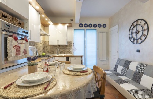 Vallecrosia Apartment | Cosy apartment for 3 guests with WIFI, A/C and terrace