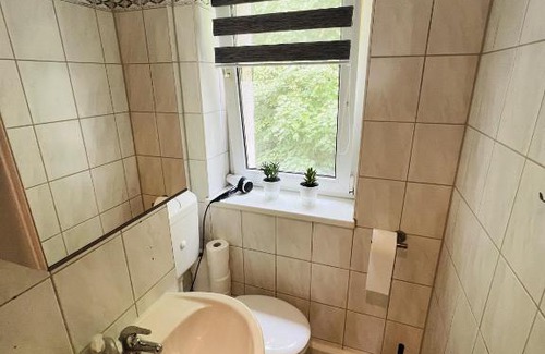 Glauchau Apartment | Cosy Apartment I 5Beds I Near VW