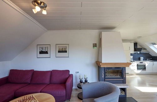 Feriendorf Frankenau House | Cosy apartment in villa for 4 guests with WIFI, TV, terrace and pets allowed