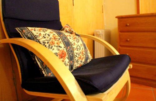 Seia Apartment | Cosy apartment in Seia, 25 sqm, welcoming fireplace