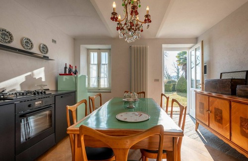 Cortazzone House | Cosy apartment in villa for 2 guests with pool, TV, terrace, panoramic view and parking