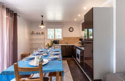 Morta Villa | Cosy apartment in villa for 7 guests with A/C, pool, WIFI, TV and terrace