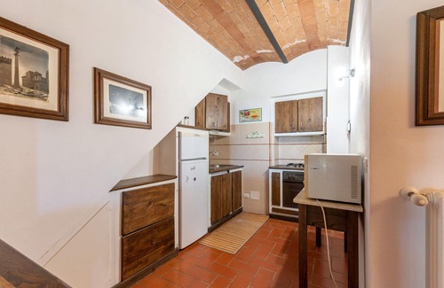Poderi Villa | Cosy apartment in villa with private pool, WIFI, hot tub, TV, patio, pets allowed, panoramic view