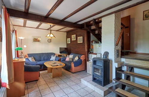 Feriendorf Frankenau House | Cosy apartment in villa for 4 people with WIFI, TV and patio