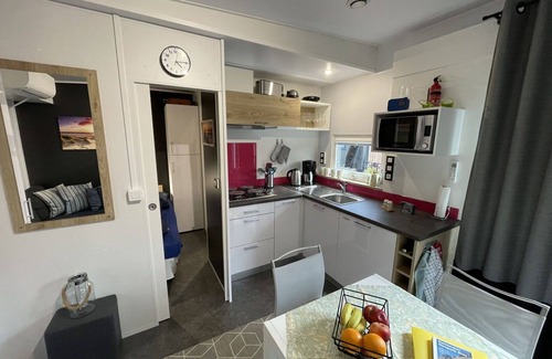 Wemding House | Cosy apartment in villa for 4 people with A/C, WIFI, TV, terrace and parking