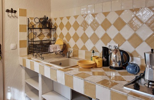 Sigonce Villa | Cosy apartment in villa for 2 guests with pool, WIFI, patio, pets allowed and panoramic view