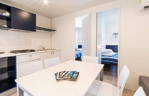 Fertilia House | Cosy apartment in villa for 6 people with WIFI, pool, A/C, TV, terrace and parking