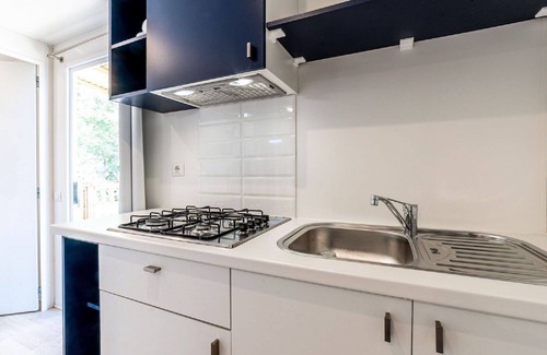 Fertilia House | Cosy apartment in villa for 6 people with WIFI, pool, A/C, TV, terrace and parking