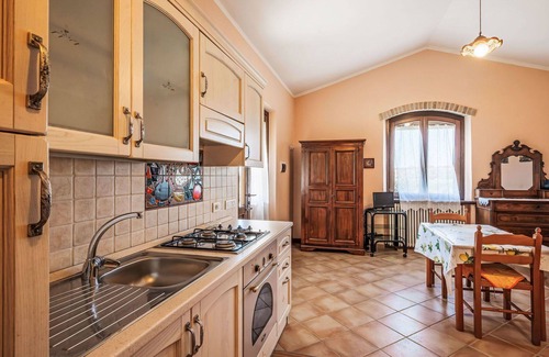 Lidarno Villa | Cosy apartment in villa for 4 guests with pool, A/C, WIFI, TV, patio and pets allowed