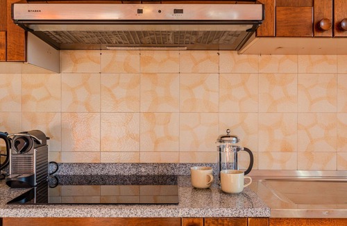 Dervio Villa | Cosy apartment in villa for 6 guests with A/C, WIFI, TV, patio and parking