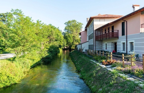 Sesto al Reghena Apartment | Cosy apartment for 2 guests with A/C, WIFI, TV, pets allowed and parking