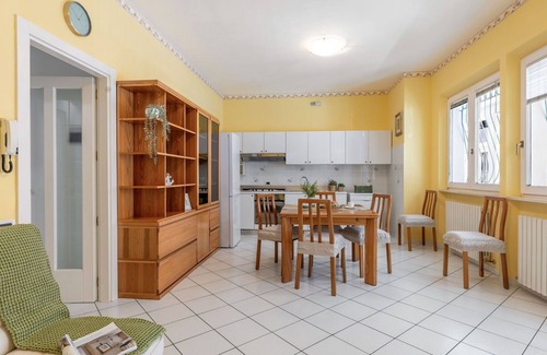 Porto Recanati Apartment | Cosy apartment for 4 guests with A/C, WIFI, TV and patio