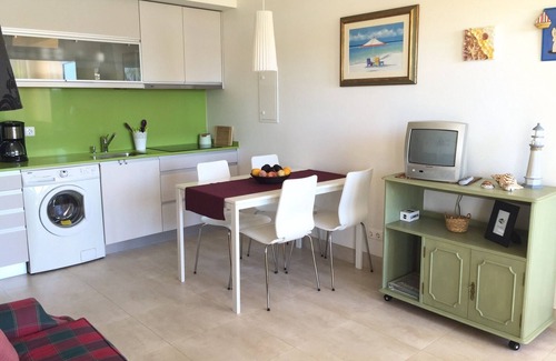 Porto de Mos Apartment | Cosy Apartment near the beach - Enjoy the summer almost all year