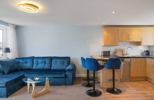 Newquay Apartment | Cosy Apartment, Parking, Central Newquay