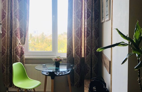 Avlabari Apartment | Cosy apartment with stunning views of the cathedral