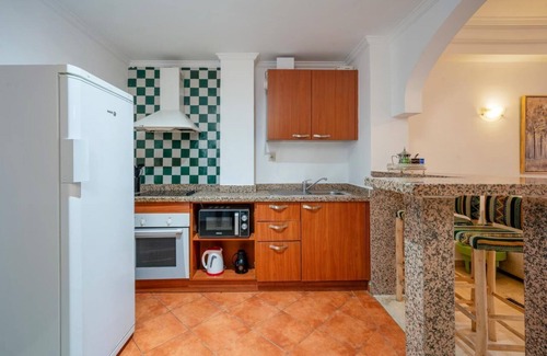 Majorelle Apartment | Cosy Appartement in Majorelle: Pool and Parking