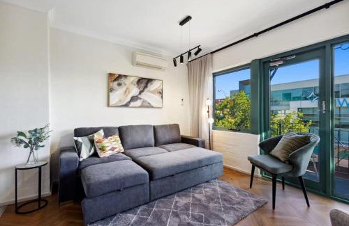 Subiaco Apartment | Cosy Apt in Subiaco with Free Parking