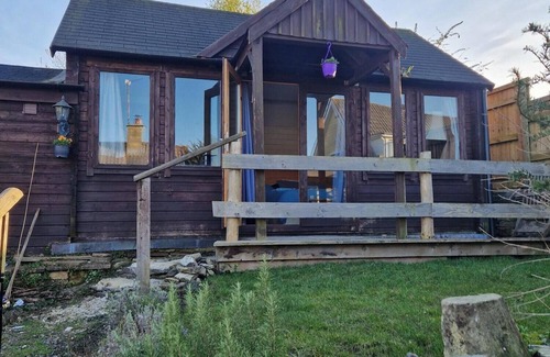 Corsham Cabin | Cosy cabin in Corsham