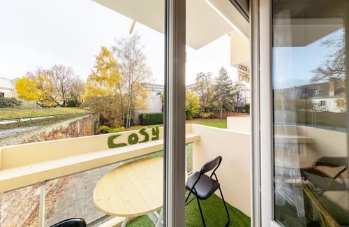 Reims City Centre Apartment | Cosy Cathedral (Parking ,Wifi)