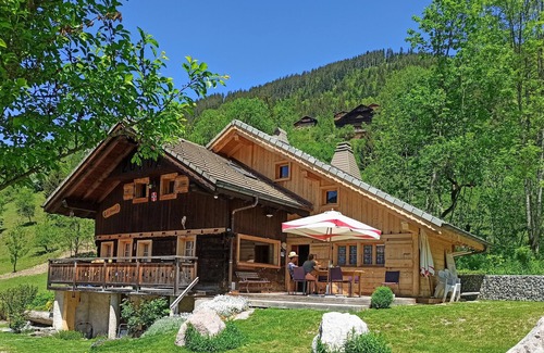 La Chapelle-d'Abondance Ski Chalet | Cosy chalet, la Chapelle d'Abondance, Portes du soleil, France, sleeps 12,