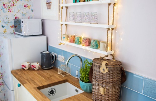 New Forest District Apartment | Cosy Coastal Retreat