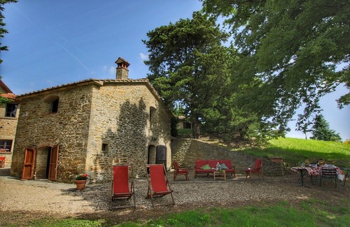 Scheggia Cottage | Cosy Cottage in Anghiari with Pool & Garden
