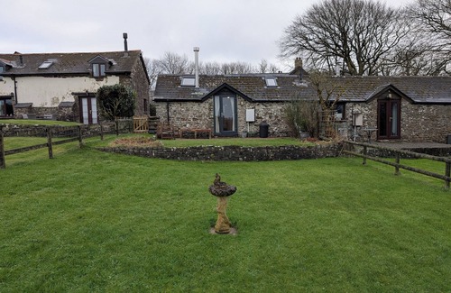 Woolfardisworthy Cottage | Cosy Cottage, Woolsery, Pet Friendly