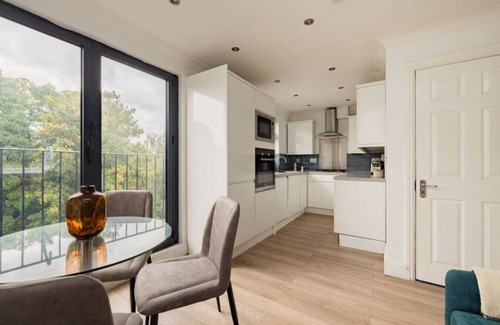 Acton Apartment | Cosy Double Room in Acton