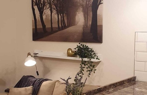 Leith Apartment | Cosy flat on Leith Walk
