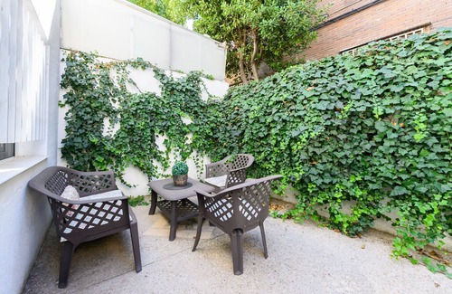 Colonia de la Prensa Apartment | Cosy flat with terrace and spaces for remote working in Madrid