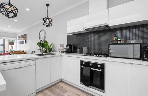 Point Cook House | Cosy gem near Point Cook Town Centre