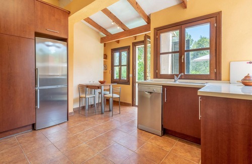 Son Serra de Marina House | Cosy Holiday Home Close to the Beach with Terrace & Wi-Fi
