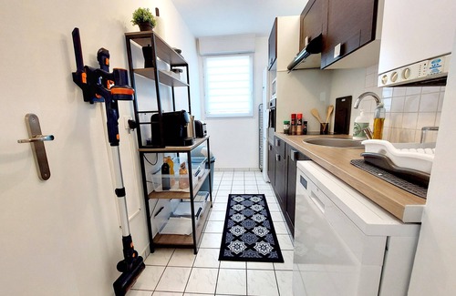 Cergy Apartment | Cosy Home 2, Cergy Le Haut, 30 minutes from Paris