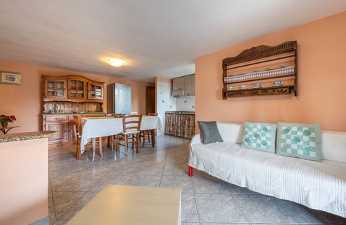 Chia House | Cosy Home “Chia C” Close to Beach with Sea View & Garden