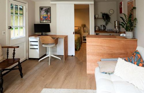 Henley House | Cosy Kiwi BnB