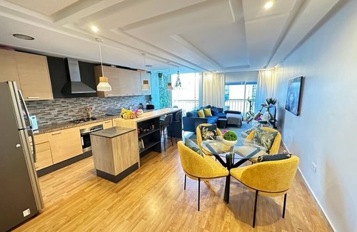 El Ensanche Apartment | Cosy & Modern flat, city center at 1 minute from the beach & Malabata