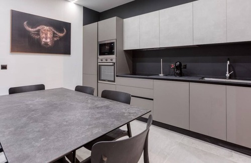 Bugibba Apartment | Cosy & Modern 2BR Apt in Charming St Pauls Bay