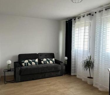 Bordeaux Apartment | cosy moderne chaleureux équipé proche tram