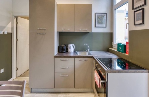 Paceville Apartment | Cosy Paceville Apt with sofabed and Balcony!