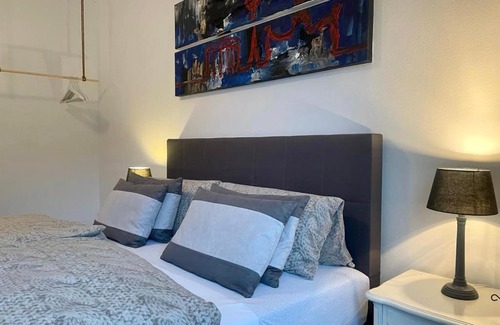 Niederschoenhausen Apartment | COSY PANKOW HOMES - Studios mit TV Stick