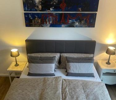Niederschoenhausen Apartment | COSY PANKOW HOMES - Studios mit TV Stick