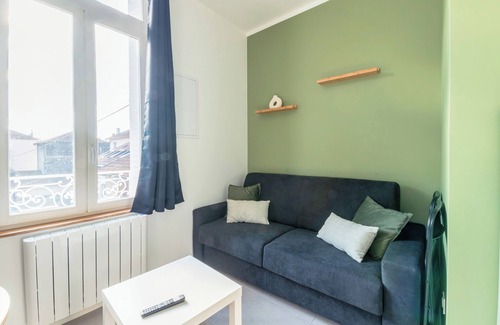 Les Poulettes Apartment | Cosy, quiet, air-conditioned T2 apartment