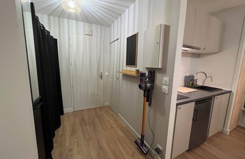 Crecy-en-Brie Apartment | Cosy, quiet apartment near Disneyland