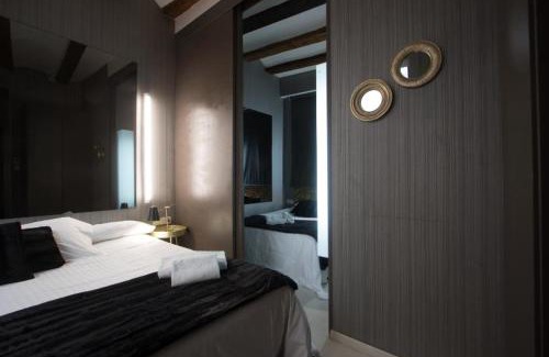 Sant Francesc House | Cosy Rooms Embajador