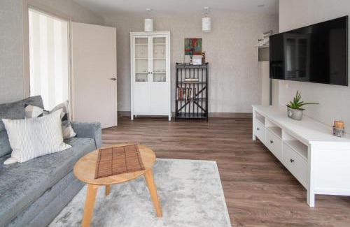 Klaipeda Apartment | Cosy Scandi Home near the Old Town. Self Check-In