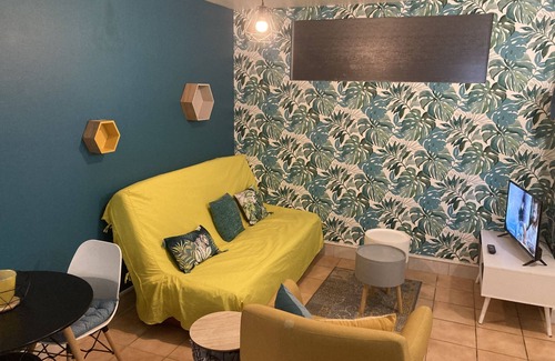 Frouard Apartment | Cosy studio